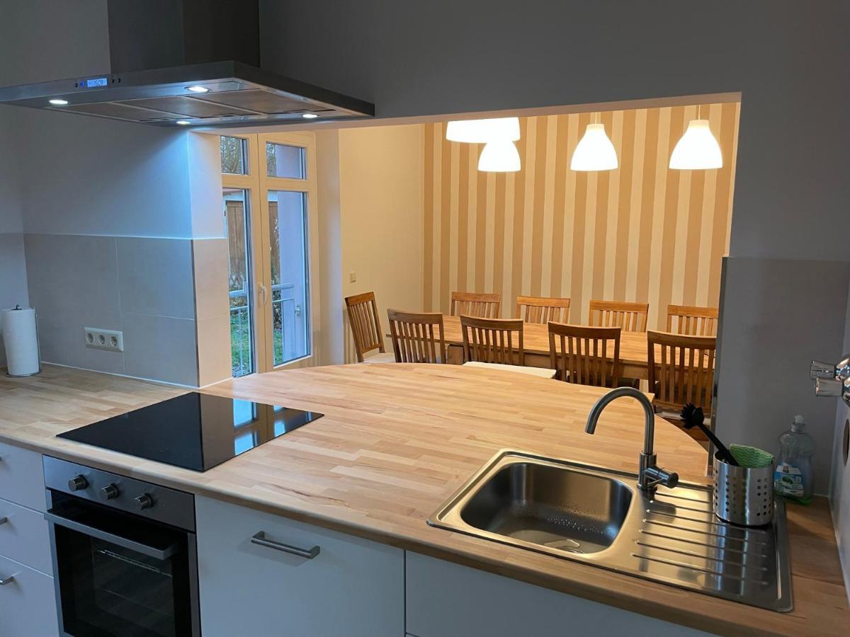 Apartment-Haus Landeskrone เดรสเดน ภายนอก รูปภาพ