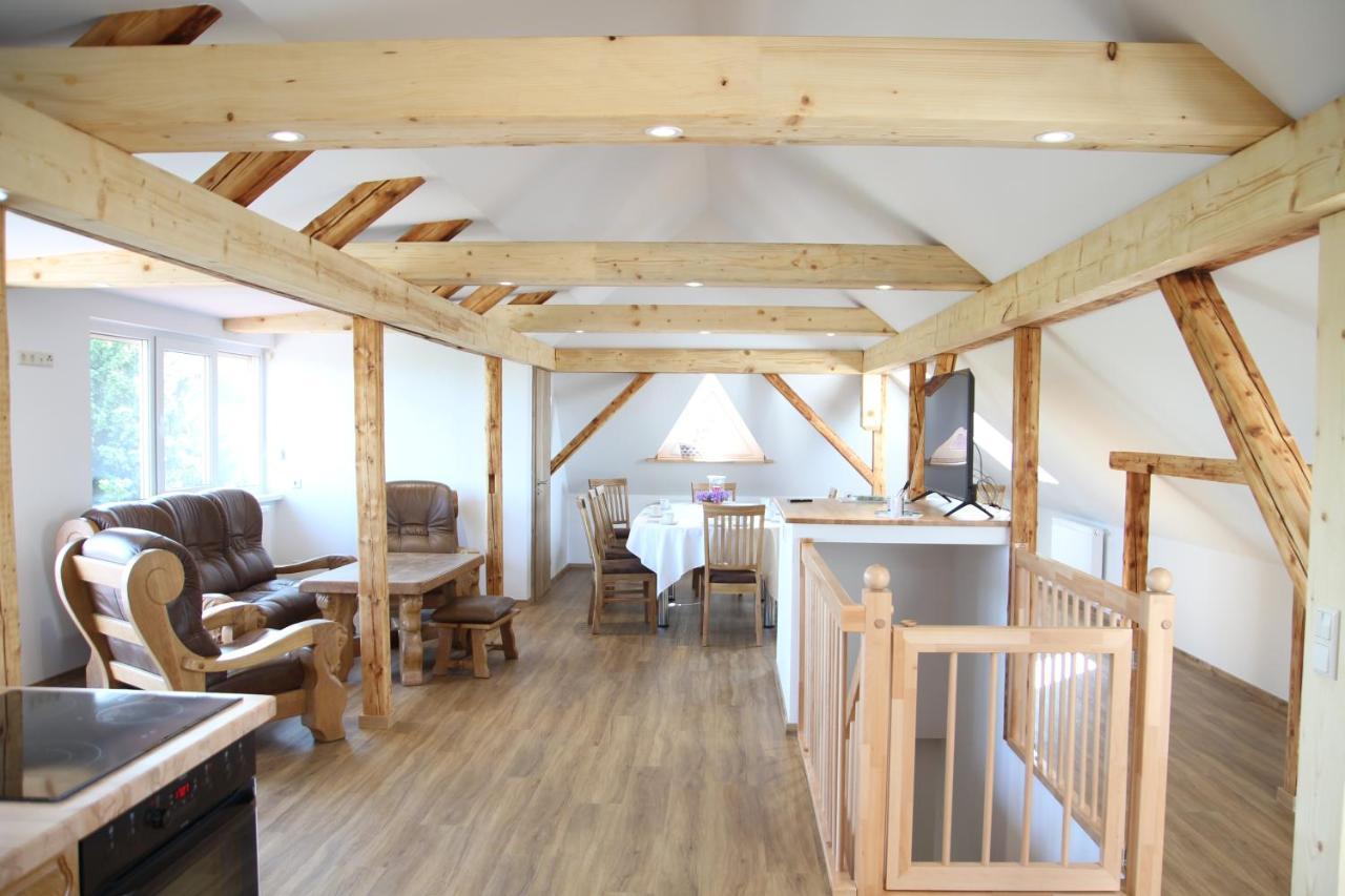Apartment-Haus Landeskrone เดรสเดน ภายนอก รูปภาพ